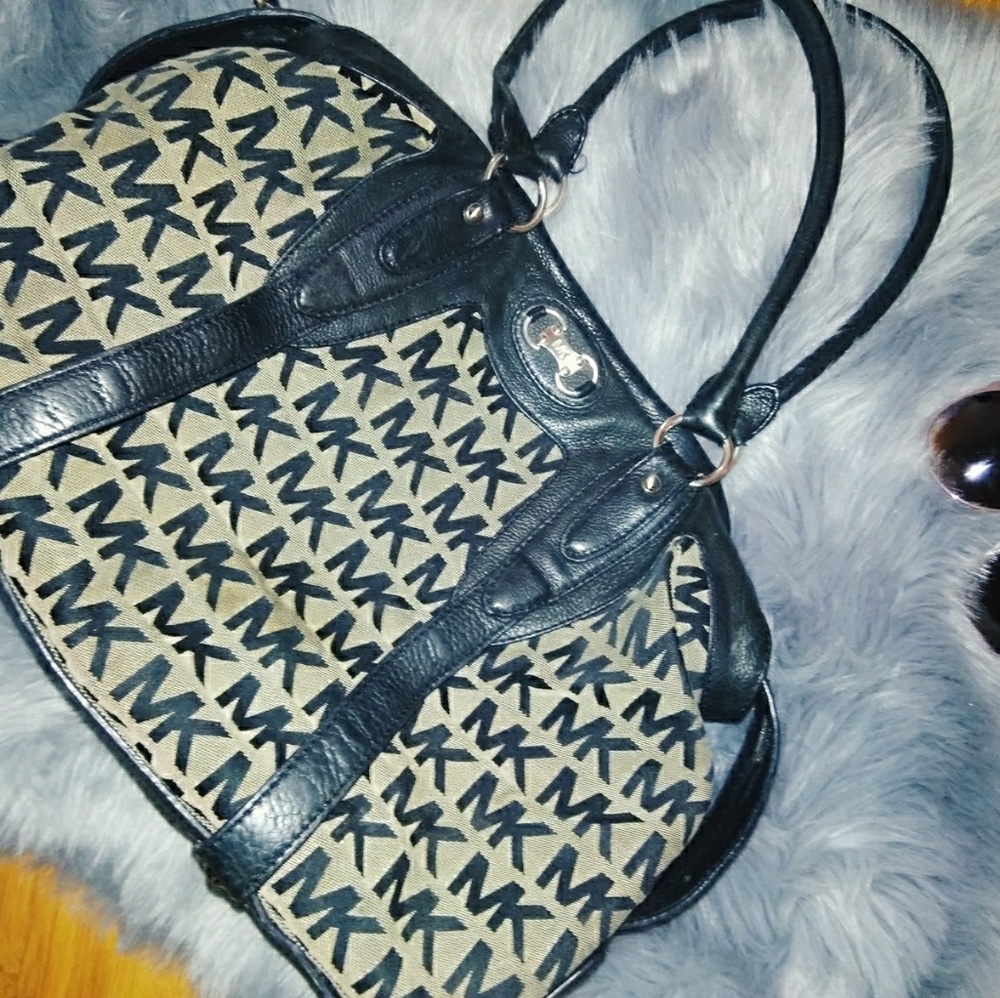 🦄Michael Kors oversized bag🦄